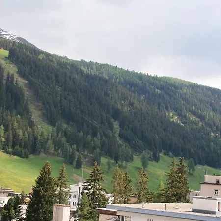 Constantin Ferienhaus Davos